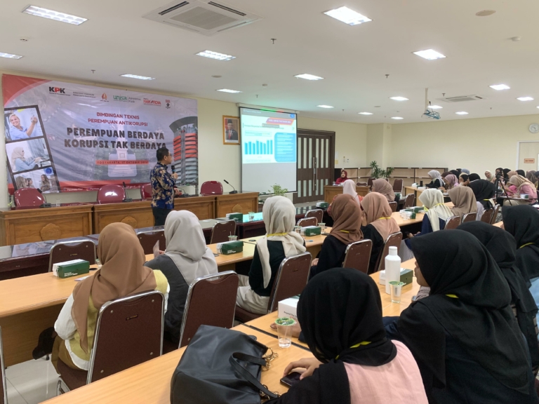 Prodi AP UNISA Gandeng KPK dan IMM DIY Gelar Bimtek Perempuan Anti Korupsi