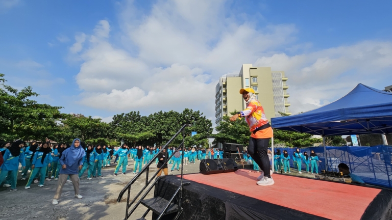 Rayakan Sumpah Pemuda, Ajak 1000 Mahasiswa Flashmob Happy Dance Jawa