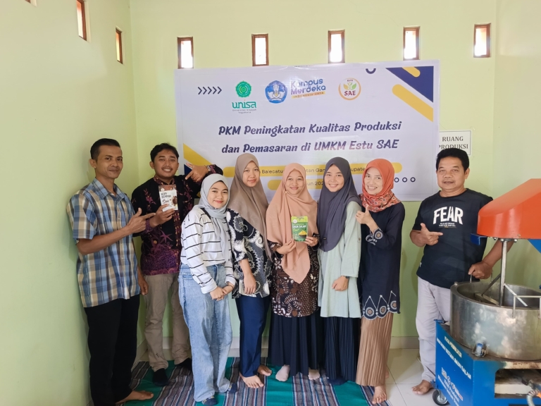 Berdayakan UMKM Estu SAE dengan Teknologi Digital
