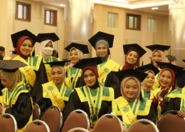 Wisudawan 1