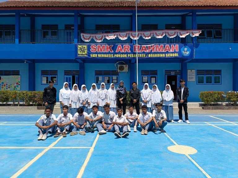 Prodi TI UNISA Yogyakarta Beri Edukasi Konfigurasi VLAN