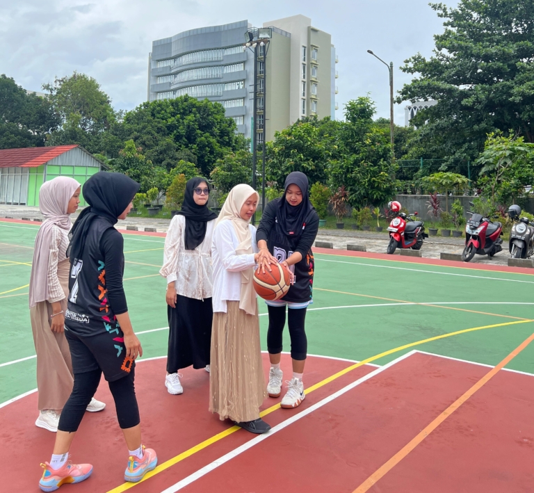 UNISA Yogyakarta Gelar Program Open Trip 2024: “Serunya Menjadi Mahasiswa UNISA Yogyakarta”