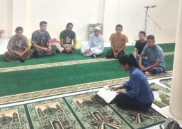 Mahasiswa non muslim 1