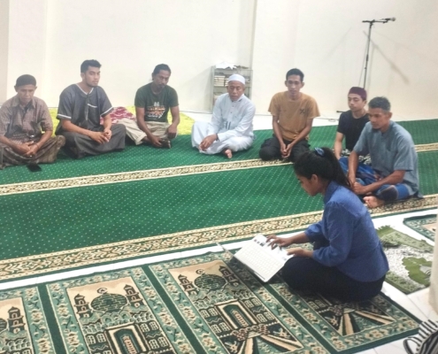 Mahasiswa non muslim 1