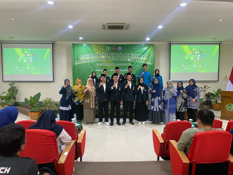 36 Ormawa UNISA Yogyakarta Resmi Dilantik Serentak pada Acara Pelantikan Akbar