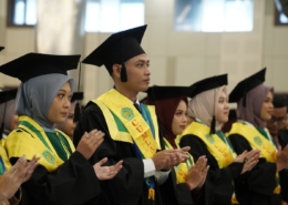 Wisuda 2025