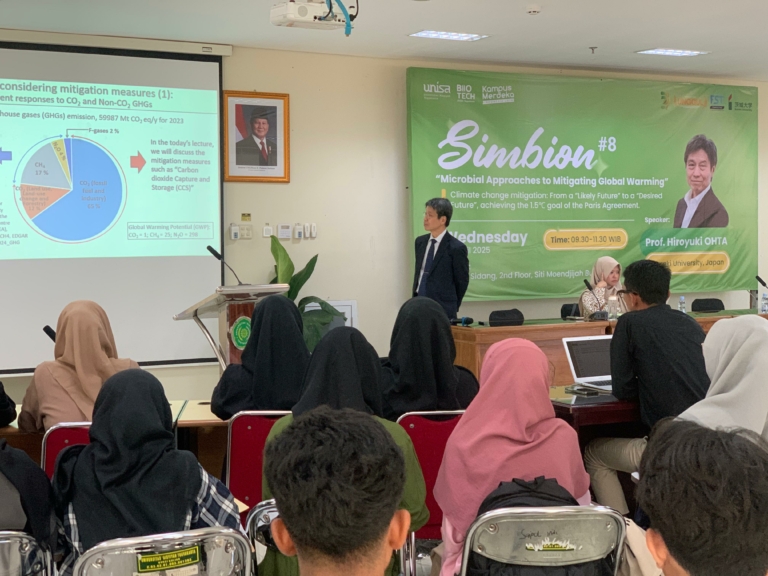 Profesor Jepang Bongkar Jurus Mikroba Atasi Pemanasan Global di Kuliah Umum Bioteknologi UNISA Yogyakarta