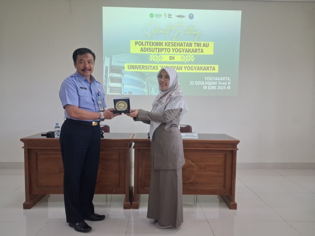 Jadi rujukan