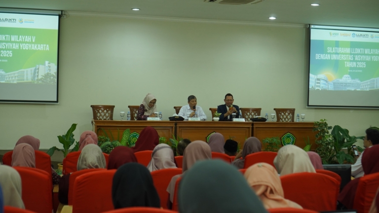 UNISA Yogyakarta Dikunjungi LLDIKTI V, Perkuat Komitmen Akreditasi Unggul