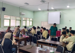 Pelatihan konseling