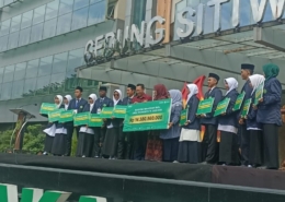Salurkan beasiswa