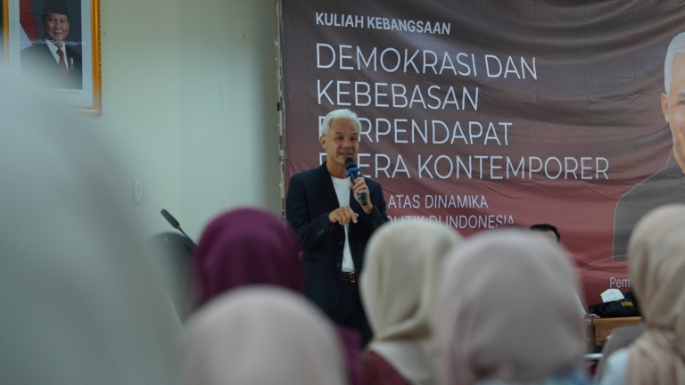 Ganjar Pranowo Beri Kuliah Kebangsaan di UNISA Yogyakarta