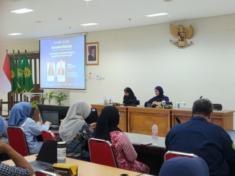 Kolaborasi dengan UiTM Malaysia, Ilmu Komunikasi Unisa Yogyakarta Gelar Workshop Strategi Publikasi Internasional