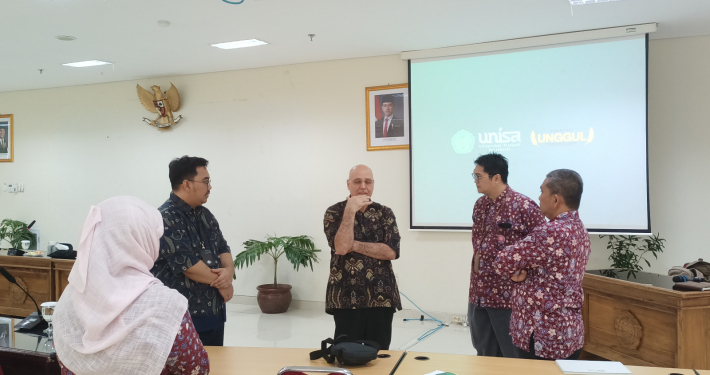 Diskusi internasional